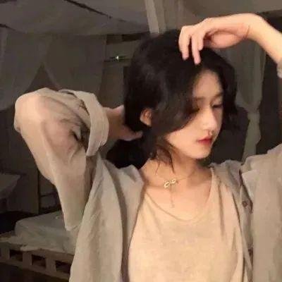 女孩的夏日秘密